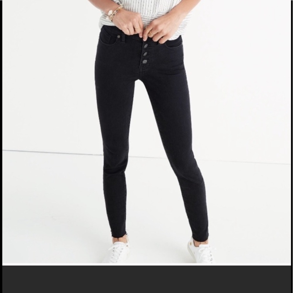 Madewell 9” Button Fly Berkeley Raw Hem Skinnny